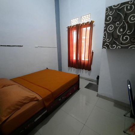 Oyo 3373 Favour Hotel Pagaralam Exterior foto