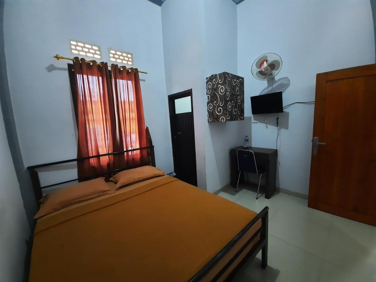 Oyo 3373 Favour Hotel Pagaralam Exterior foto