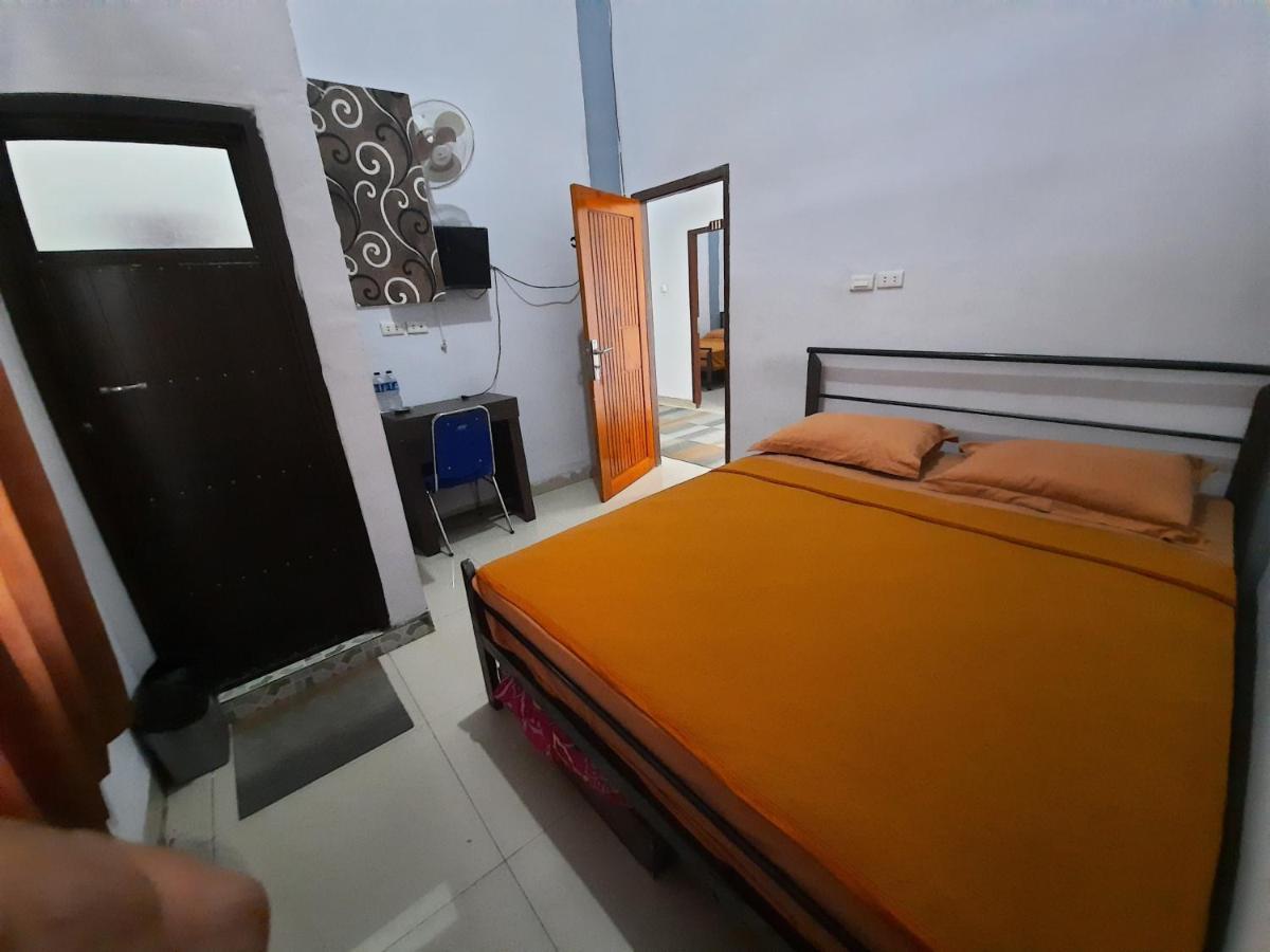 Oyo 3373 Favour Hotel Pagaralam Exterior foto