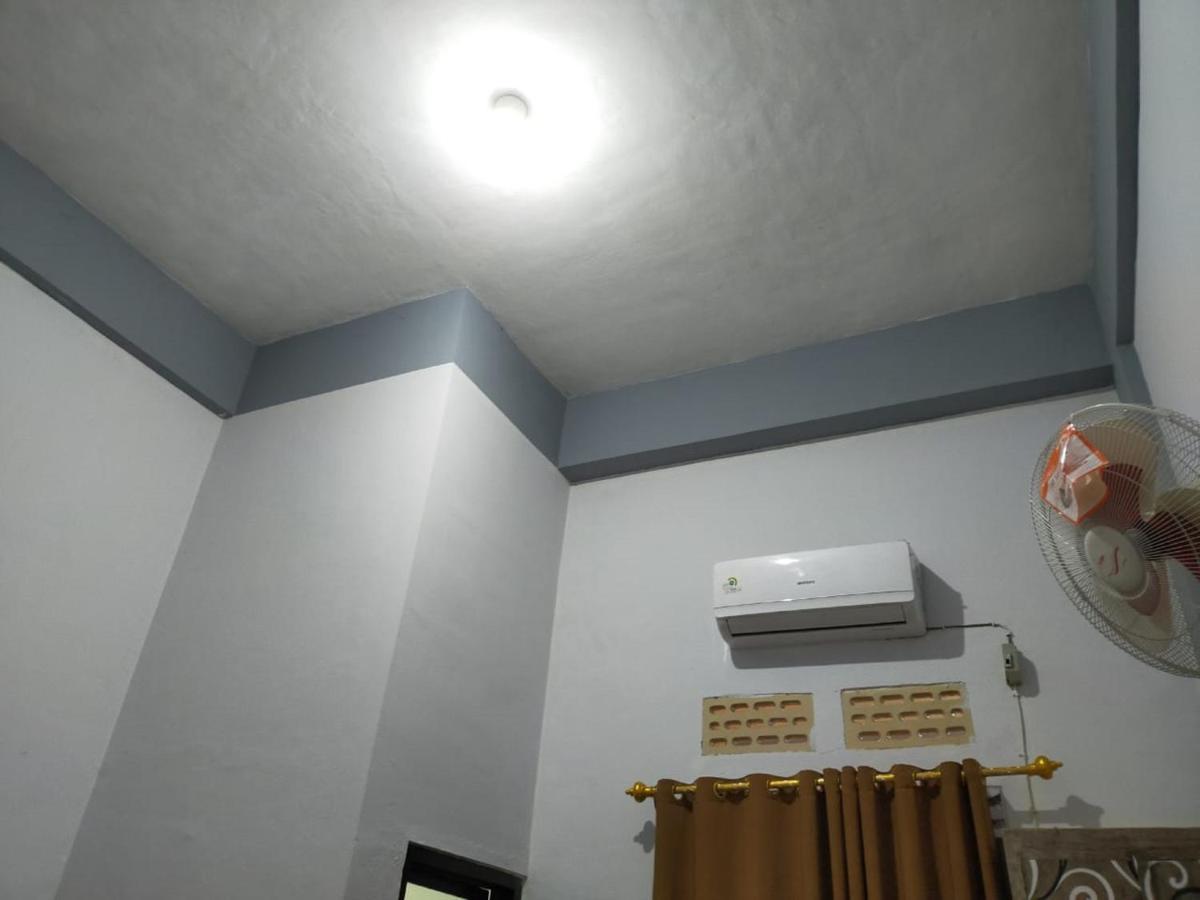 Oyo 3373 Favour Hotel Pagaralam Exterior foto