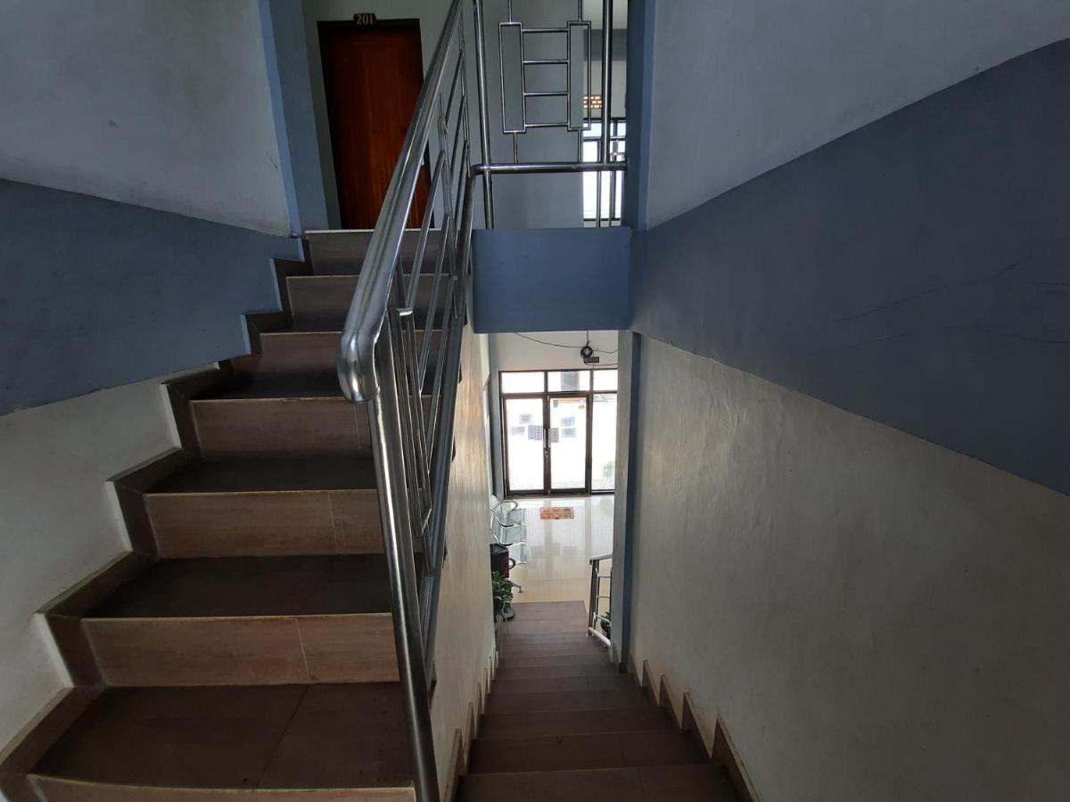 Oyo 3373 Favour Hotel Pagaralam Exterior foto